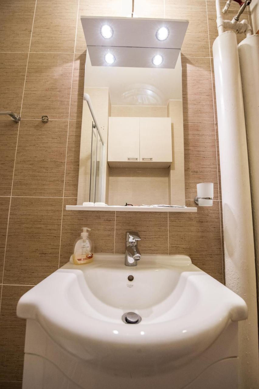 Universitate 1 Apartment Bucureşti Ngoại thất bức ảnh