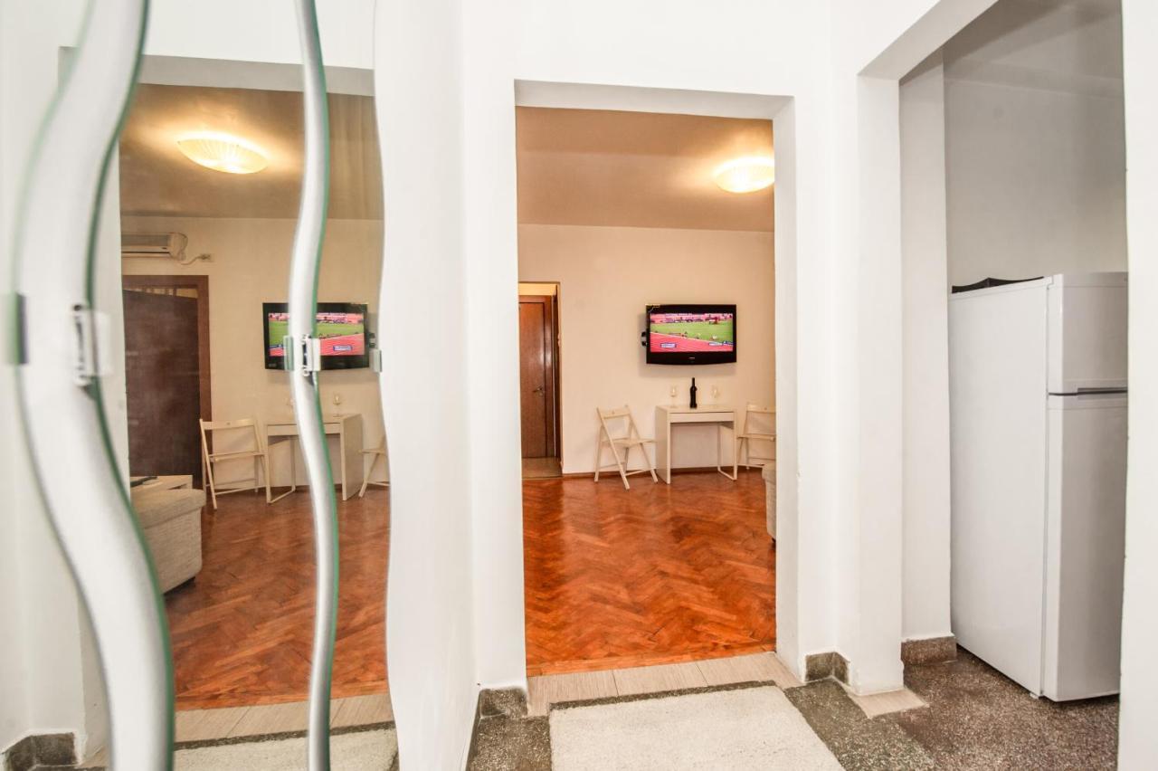 Universitate 1 Apartment Bucureşti Ngoại thất bức ảnh