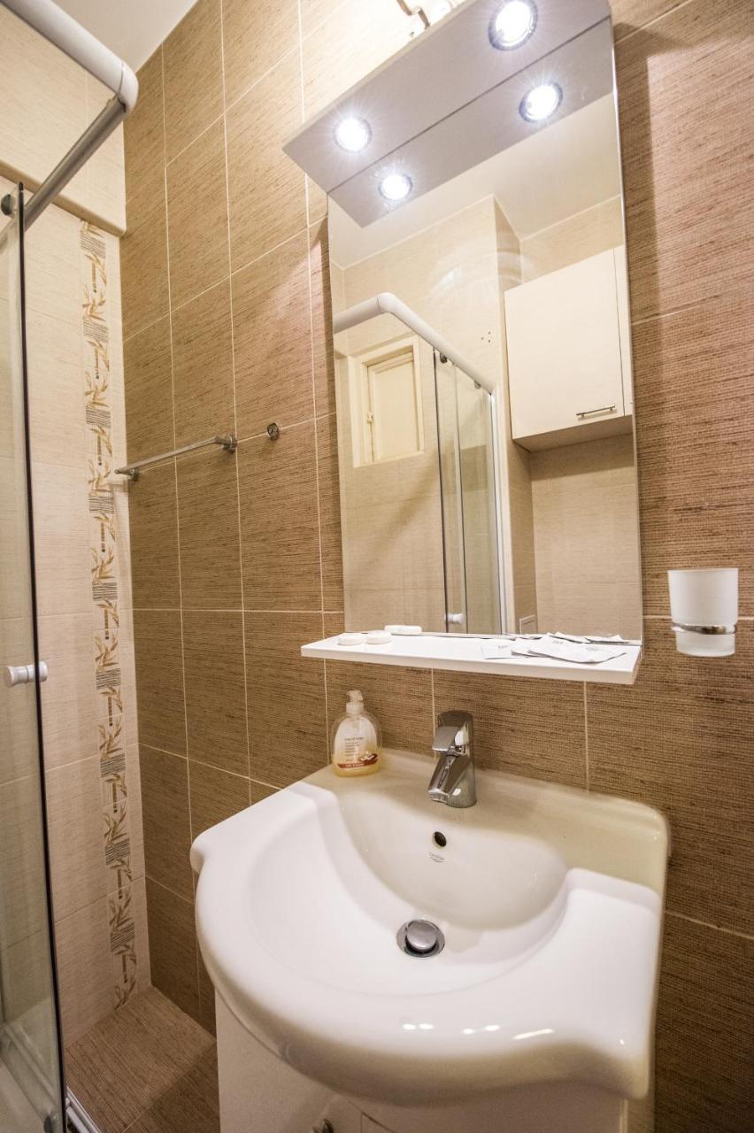 Universitate 1 Apartment Bucureşti Ngoại thất bức ảnh